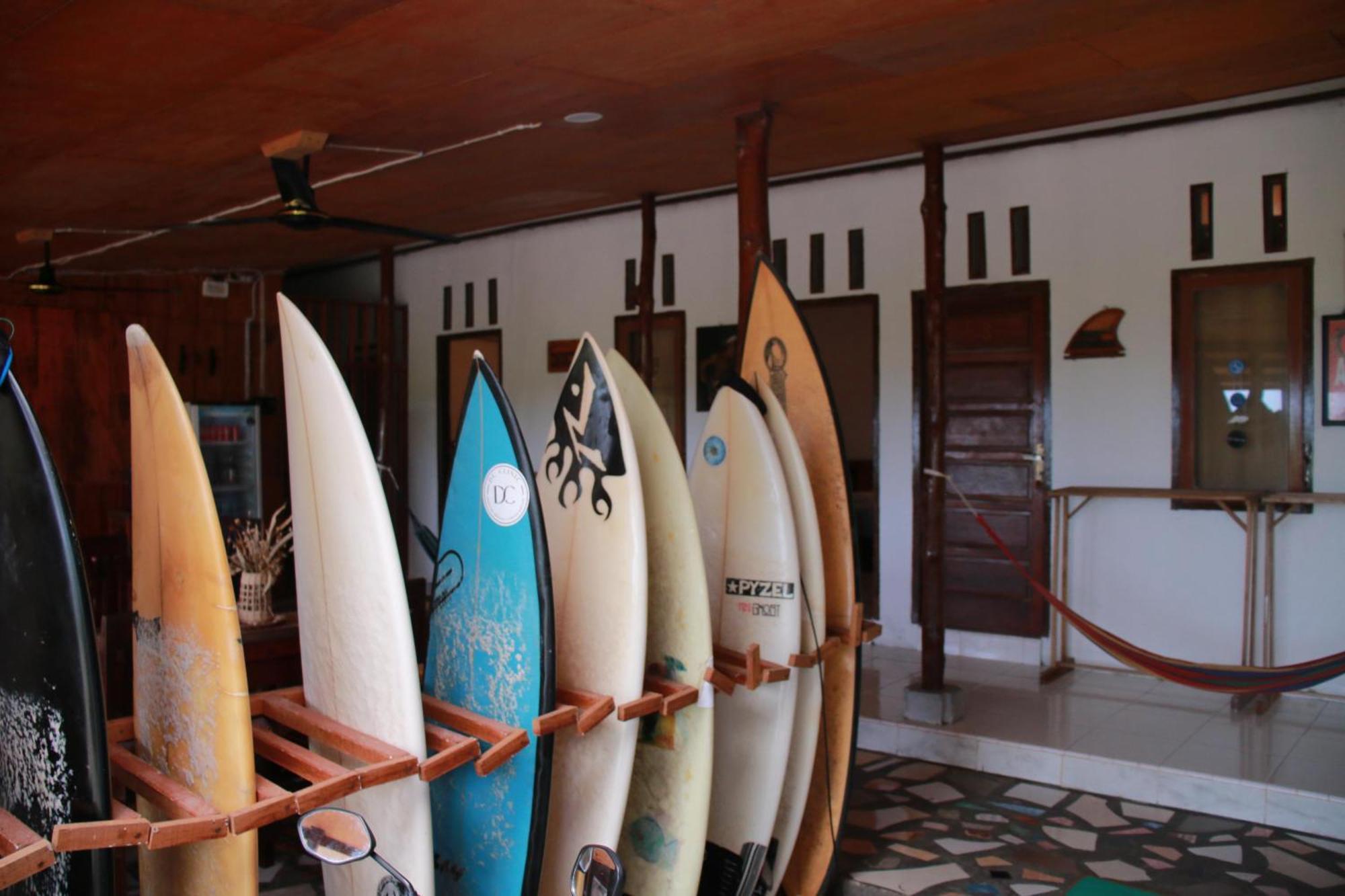 Tua Pejat Arthur Homestay Telescope Mentawai מראה חיצוני תמונה